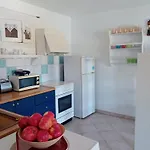 فيلة Katias *